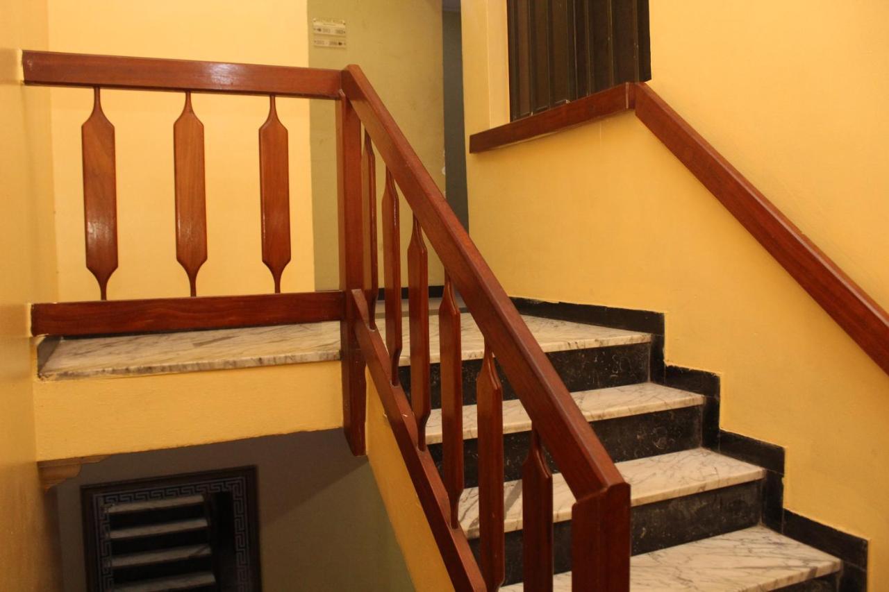 Blue Moon Hotels Victoria Island 라고스 외부 사진