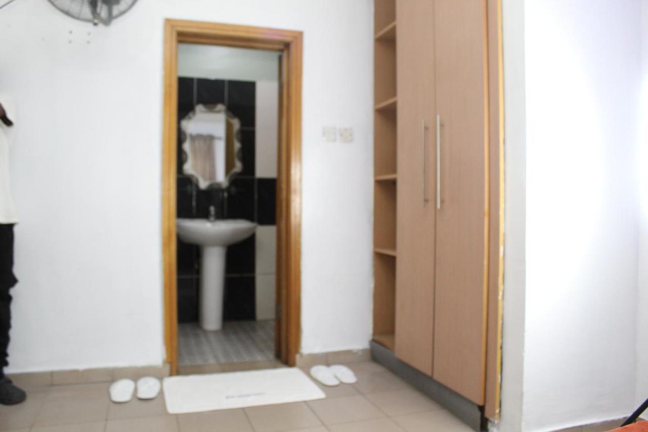 Blue Moon Hotels Victoria Island 라고스 외부 사진