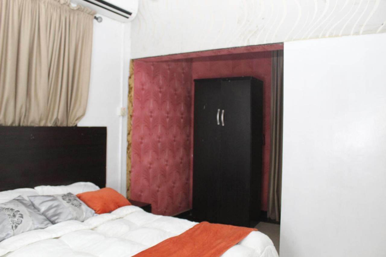 Blue Moon Hotels Victoria Island 라고스 외부 사진