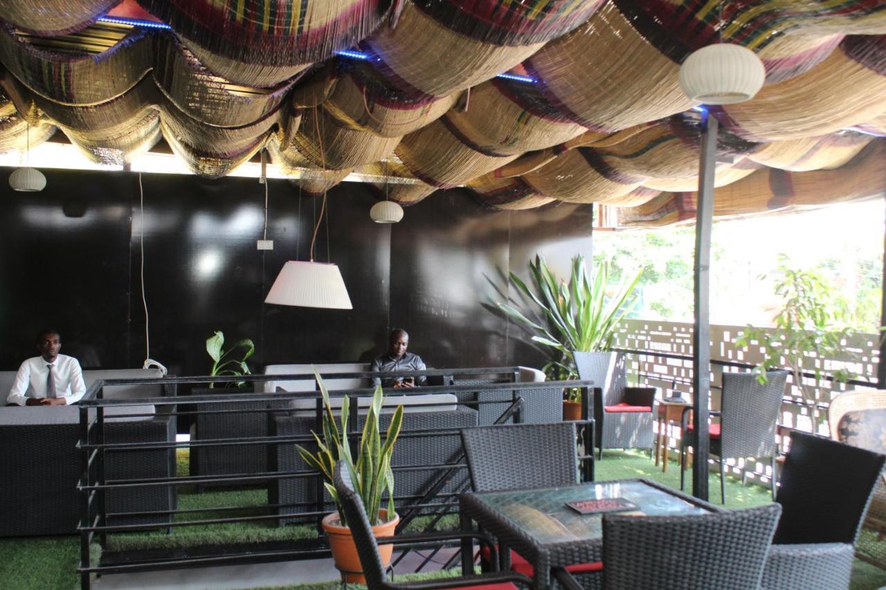 Blue Moon Hotels Victoria Island 라고스 외부 사진