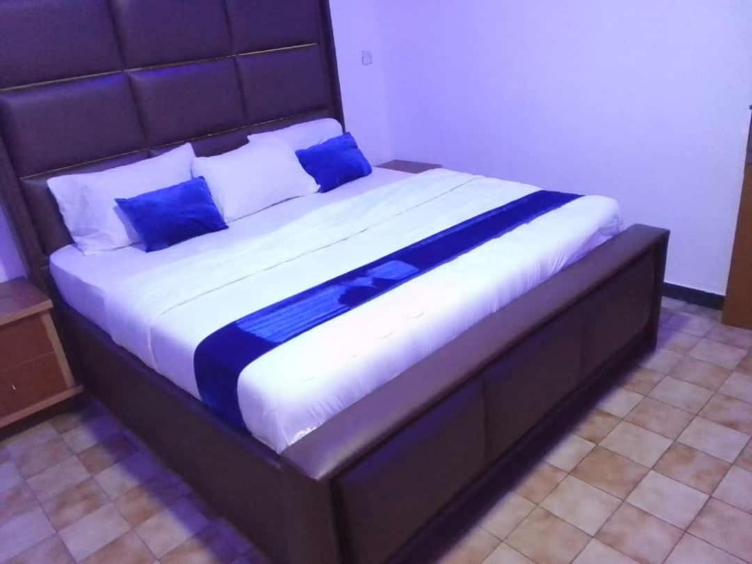 Blue Moon Hotels Victoria Island 라고스 외부 사진