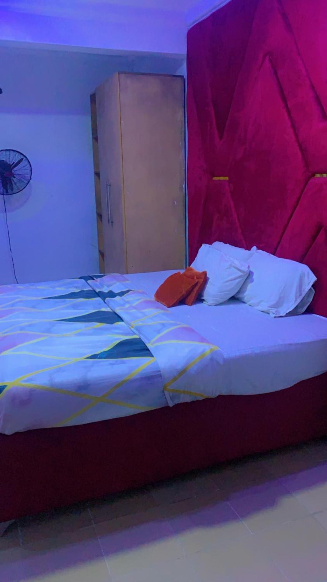 Blue Moon Hotels Victoria Island 라고스 외부 사진